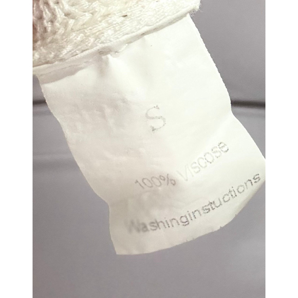 Lulus Sweater - Picture 4 of 4